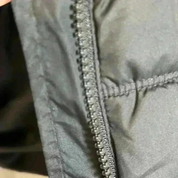 Gap Black Ski Vest with elastic Waist (Size XL) - Picture 3 of 9